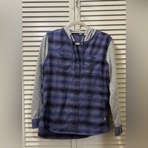 The North Face Blue Plaid Button-Front Hoodie with Gray Sleeves